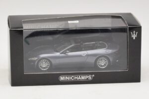 Maserati GranCabrio Gris Métallisé Minichamps 1:43 400123931 Métal Moulé — image 4 sur 4