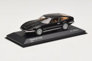 Maserati Indy Noir Minichamps 1:43 437123121 Métal Moulé — image 2 sur 4