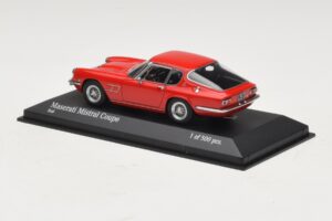 Maserati Mistral Rouge Minichamps 1:43 437123424 Métal Moulé — image 3 sur 4