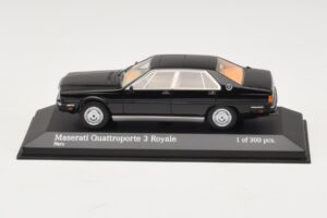 Maserati Quattroporte III Royale Noir Minichamps 1:43 437123501 Métal Moulé
