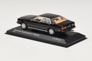 Maserati Quattroporte III Royale Noir Minichamps 1:43 437123501 Métal Moulé — image 3 sur 4