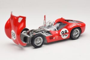 Maserati Tipo 61 #98 C. Shelby Times Mirror Grand Prix for Sportscars 1960 Minichamps 1:18 100601298 Métal Moulé — image 2 sur 8