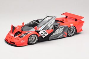 McLaren F1 GTR Lark #44 Tsuchiya / Ayles 24 Hours of Le Mans 1997 Minichamps 1:18 530133744 Métal Moulé — image 2 sur 8