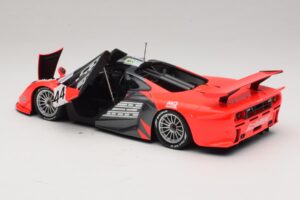 McLaren F1 GTR Lark #44 Tsuchiya / Ayles 24 Hours of Le Mans 1997 Minichamps 1:18 530133744 Métal Moulé — image 5 sur 8