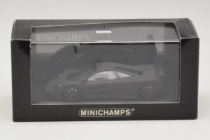 McLaren F1 GTR Prototype Noir Mat Avec Jantes Noires Minichamps 1:43 MCLAREN009 Métal Moulé — image 3 sur 4