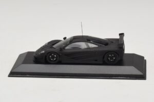 McLaren F1 GTR Prototype Noir Mat Avec Jantes Noires Minichamps 1:43 MCLAREN009 Métal Moulé — image 4 sur 4