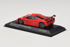 McLaren F1 GTR Prototype World Special Rouge Minichamps 1:43 MCLAREN007 Métal Moulé — image 2 sur 4