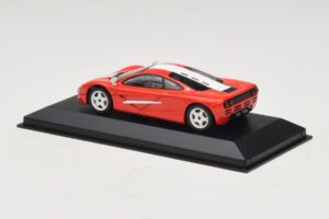 McLaren F1 Rouge Avec Rayures Blanches Minichamps 1:43 MCLAREN005 Métal Moulé — image 2 sur 4