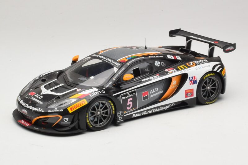 McLaren MP4-12C GT3 #5 D. Wauters 24 Hours of Spa 2013 Minichamps 1:18 151131305 Métal Moulé