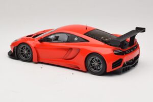 McLaren MP4-12C GT3 Rouge 2013 Minichamps 1:18 151121392 Métal Moulé — image 5 sur 6
