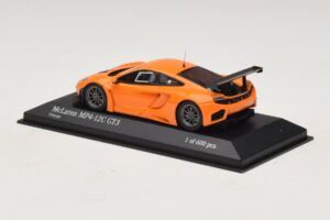 McLaren MP4-12C GT3 Street Orange Minichamps 1:43 437121399 Métal Moulé — image 3 sur 4