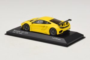 McLaren MP4-12C GT3 Street Jaune Minichamps 1:43 437121396 Métal Moulé — image 3 sur 4