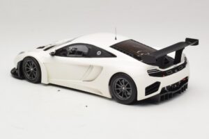 McLaren MP4-12C GT3 Blanc 2013 Minichamps 1:18 151121394 Métal Moulé — image 5 sur 6
