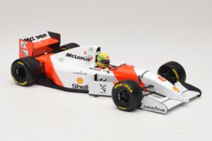 McLaren MP4/8 Ford #8 A. Senna Winner European GP 1993 Minichamps 1:18 540931818 Métal Moulé — image 7 sur 7