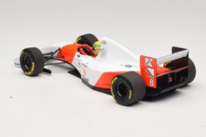 McLaren MP4/8 Ford #8 A. Senna Winner Japanese GP 1993 Minichamps 1:18 540931878 Métal Moulé — image 5 sur 7
