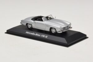 Mercedes 190 SL W121 Argent Maxichamps 1:43 940033130 Métal Moulé — image 3 sur 4