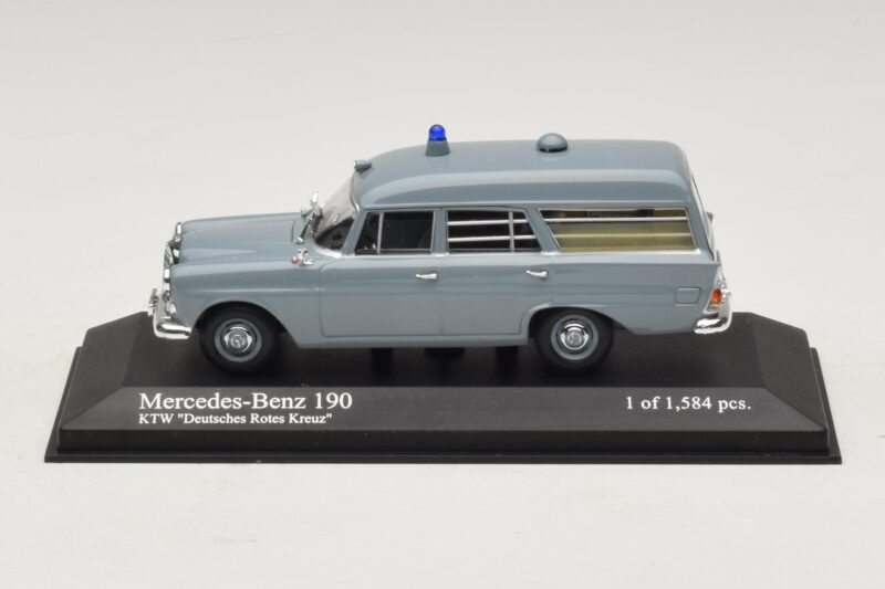 Mercedes 190 W110 Ambulance DRK Minichamps 1:43 400037270 Métal Moulé