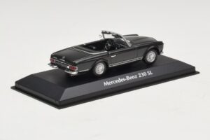 Mercedes 230 SL W113 Gris Maxichamps 1:43 94003231 Métal Moulé — image 2 sur 4