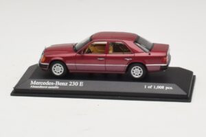 Mercedes 230E W124 Rouge Métallisé Minichamps 1:43 400037001 Métal Moulé