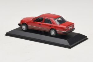Mercedes 300D W124 Turbo Rouge Minichamps 1:43 3210 Métal Moulé — image 3 sur 4