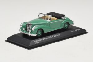 Mercedes 300S Cabriolet Vert Minichamps 1:43 430032335 Métal Moulé — image 2 sur 5