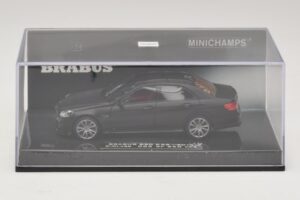 Mercedes Brabus 850 E63 W212 Noir Mat Minichamps 1:43 437034101 Métal Moulé — image 4 sur 5