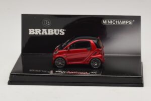 Mercedes Brabus Ultimate 120 Rouge Minichamps 1:43 437032701 Métal Moulé