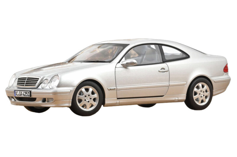 Mercedes CLK C208 Brilliant Silver Norev 1:18 Mercedes CLK C208 Brilliant Silver Norev 1:18 183335 Métal Moulé