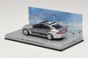 Mercedes E-Class #36 Team MB Guard Rally Paris-Peking 2007 Minichamps 1:43 B66962270 Métal Moulé — image 3 sur 5