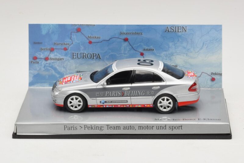 Mercedes E-Class #5 Team Auto Motor und Sport Rally Paris-Peking 2007 Minichamps 1:43 Mercedes E-Class #5 Team Auto Motor und Sport Rally Paris-Peking 2007 Minichamps 1:43 B66962261 Métal Moulé