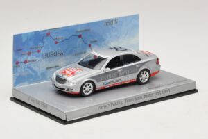 Mercedes E-Class #5 Team Auto Motor und Sport Rally Paris-Peking 2007 Minichamps 1:43 B66962261 Métal Moulé — image 2 sur 5