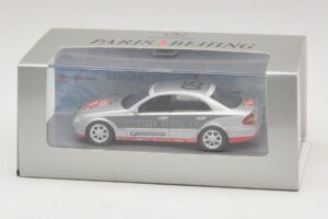 Mercedes E-Class #5 Team Auto Motor und Sport Rally Paris-Peking 2007 Minichamps 1:43 B66962261 Métal Moulé — image 5 sur 5