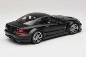 Mercedes SL65 AMG R230 Black Series Matt Black Minichamps 1:18 100038121 Métal Moulé — image 3 sur 8