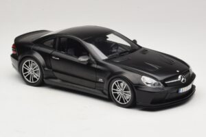 Mercedes SL65 AMG R230 Black Series Matt Black Minichamps 1:18 100038121 Métal Moulé — image 6 sur 8
