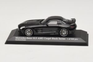 Mercedes SLS AMG C197 Black Series Noir Métallisé Minichamps 1:43 437033020 Métal Moulé