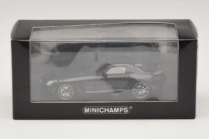Mercedes SLS AMG C197 Black Series Noir Métallisé Minichamps 1:43 437033020 Métal Moulé — image 4 sur 4