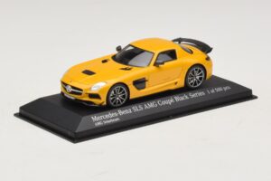 Mercedes SLS AMG C197 Black Series Doré Minichamps 1:43 437033022 Métal Moulé — image 2 sur 4