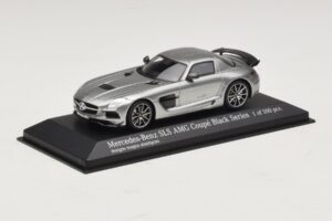 Mercedes SLS AMG C197 Black Series Gris Métallisé Minichamps 1:43 437033024 Métal Moulé — image 2 sur 4