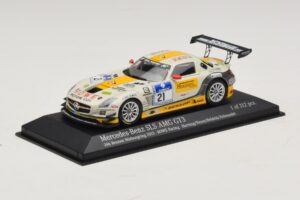Mercedes SLS AMG GT3 #21 Rowe Racing Hartung / Heyer Nurburgring 24 Hours 2013 Minichamps 1:43 410133221 Métal Moulé — image 2 sur 4