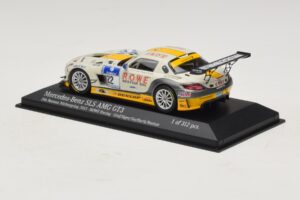 Mercedes SLS AMG GT3 #22 Rowe Racing Graf / Jager Nurburgring 24 Hours 2013 Minichamps 1:43 410133222 Métal Moulé — image 3 sur 4