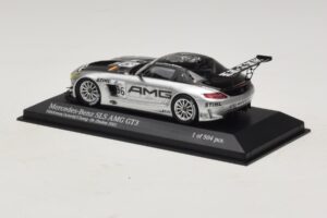 Mercedes SLS AMG GT3 #96 M. Hakkinen / R. Arnold 6 Hours of Zhuhai 2011 Minichamps 1:43 410113296 Métal Moulé — image 3 sur 4