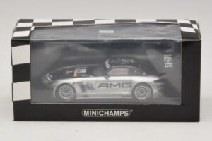 Mercedes SLS AMG GT3 #96 M. Hakkinen / R. Arnold 6 Hours of Zhuhai 2011 Minichamps 1:43 410113296 Métal Moulé — image 4 sur 4