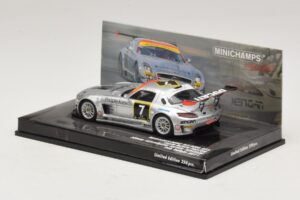 Mercedes SLS AMG GT3 #7 Black Falcon Jager / Seyffarth 24 Hours of Dubai 2011 Minichamps 1:43 437110307 Métal Moulé — image 3 sur 5