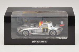 Mercedes SLS AMG GT3 #7 Black Falcon Jager / Seyffarth 24 Hours of Dubai 2011 Minichamps 1:43 437110307 Métal Moulé — image 5 sur 5