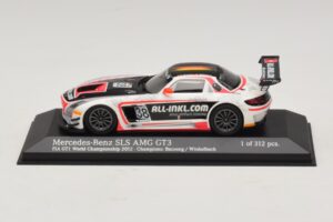 Mercedes SLS AMG GT3 All-Inkl.com #38 FIA GT1 World Championship 2012 Champions Minichamps 1:43 410123238 Métal Moulé