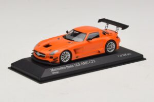 Mercedes SLS AMG GT3 Street Orange Minichamps 1:43 410113204 Métal Moulé — image 2 sur 4