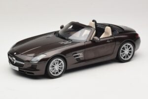 Mercedes SLS AMG Sepang Brown Minichamps 1:18 B66960080 Métal Moulé