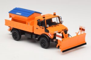 Mercedes Unimog 1300 L Chasse-Neige Orange Minichamps 1:43 439033060 Métal Moulé — image 4 sur 6