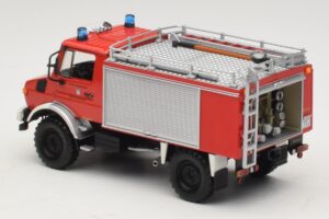 Mercedes Unimog 1300 L TLF 8/18 FF Oberammergau Minichamps 1:43 439033071 Métal Moulé — image 5 sur 6