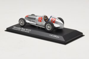 Mercedes W125 R. Caracciola German GP 1937 Minichamps 1:43 400370012 Métal Moulé — image 3 sur 3